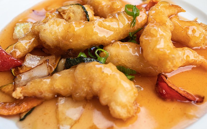 Chinesisches Essen: Garnelen mit Currysoße